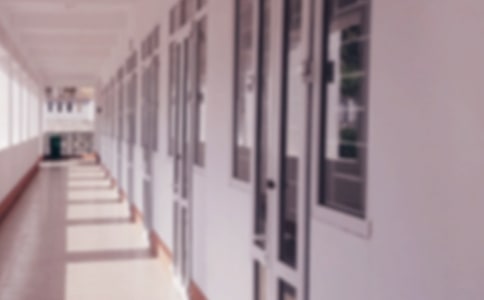 ���ЌW(xu��)У�L��һ����4ƪ