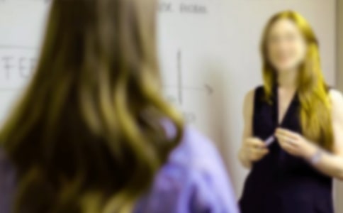 Ӣ�Z(y��)�̎��������Y(ji��)���ģ����x12ƪ��