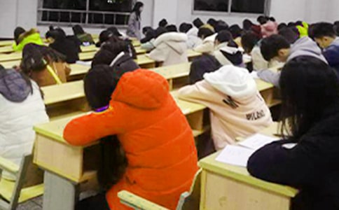 �����]����ԇ�ķ�˼����4ƪ