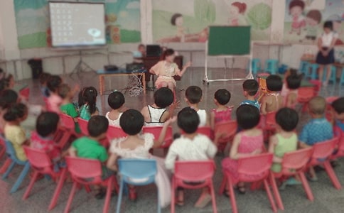 �׃��@���л�ӹ������Y